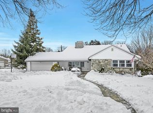 1513 Rose Virginia Rd, Wyomissing, PA 19610