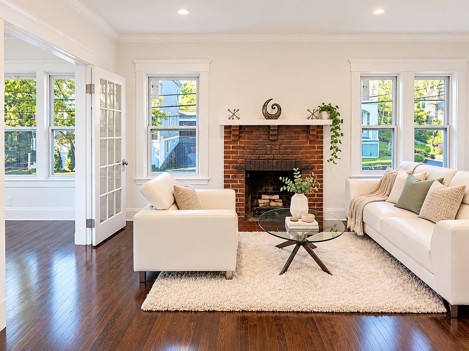 1st image of 15 Howard St #A
