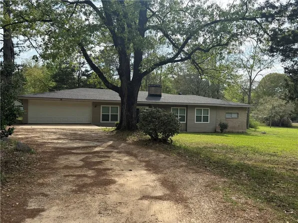 107 Valley Dr, Pineville, LA 71360