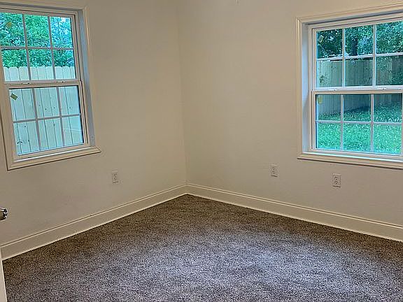 5th image of 5010 Kenilwood Dr