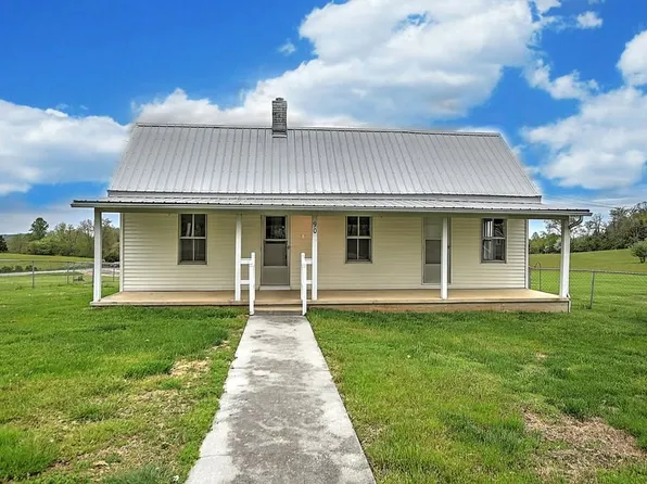 90 Lake Meadow Dr, Gray, TN 37615