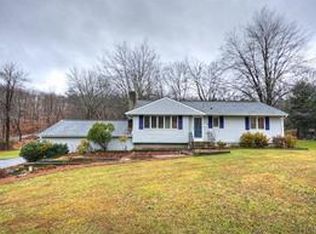 501 Wood Rd, Mahopac, NY 10541