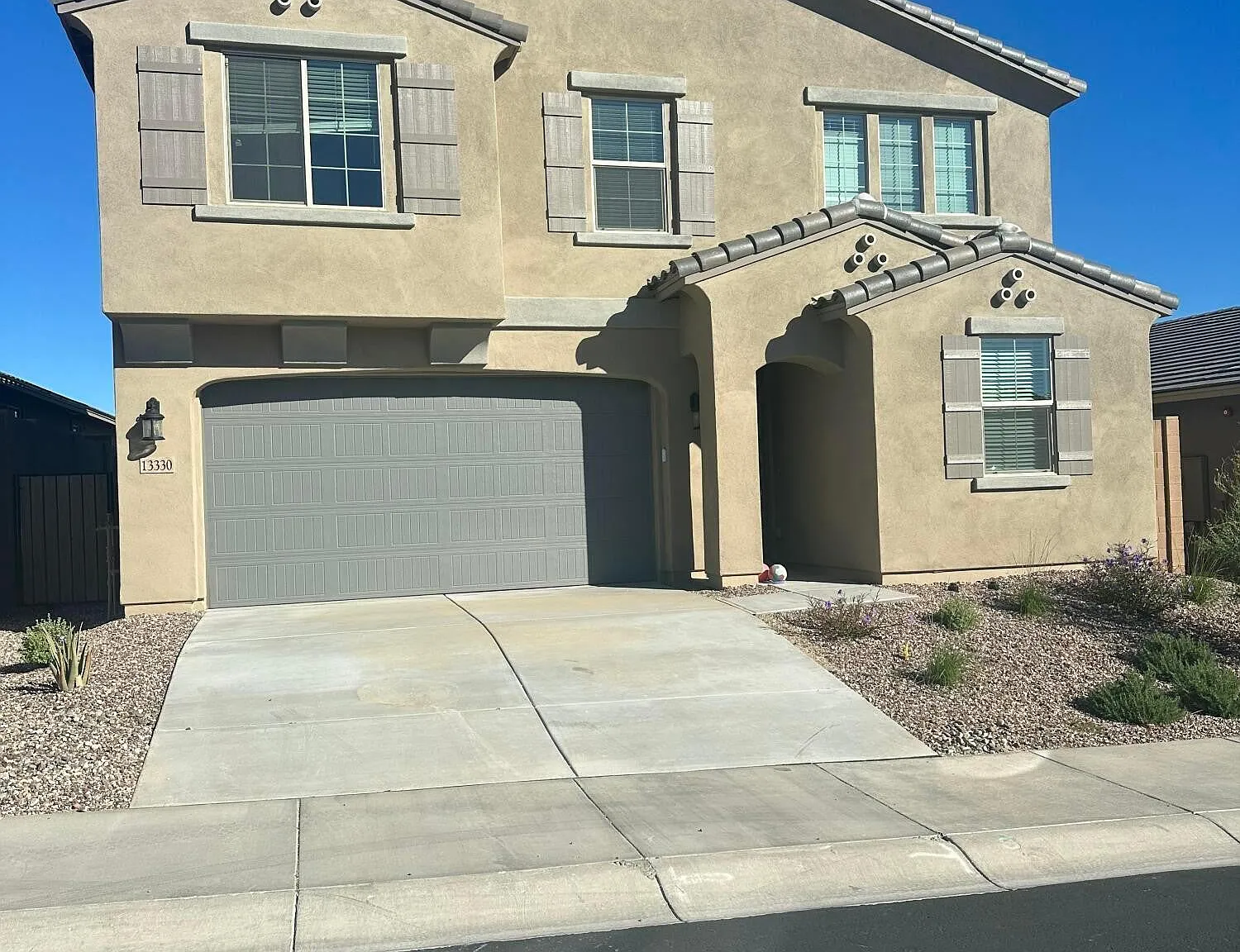 5 bed, 2476 sqft, $2,950 — Photo 1