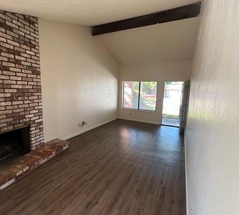 3rd image of 2639 Queenwood Dr