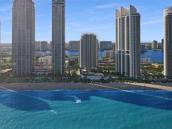 3rd image of 18001 Collins Ave #2605