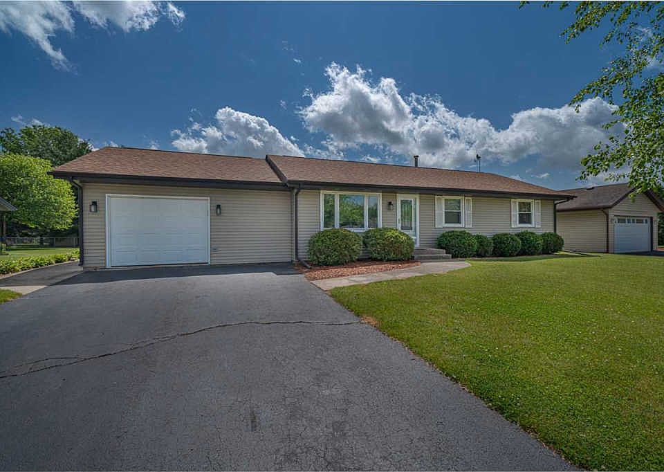1st image of 9536 Arapaho Cir