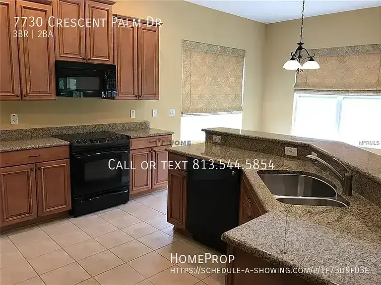 7730 Crescent Palm Dr — Photo 6
