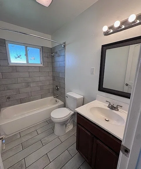 1904 Dutch Valley Dr #5 — Photo 4