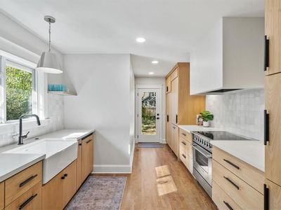 6034 Kenwood Ave, Kansas City, MO, 64110
