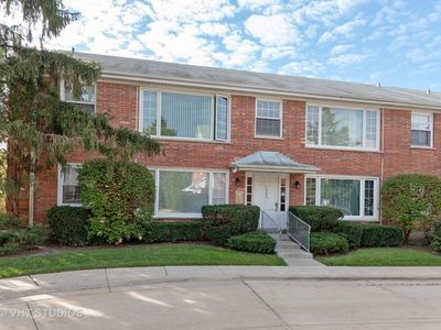 1505 Plymouth Pl APT 1E, Glenview, IL, 60025
