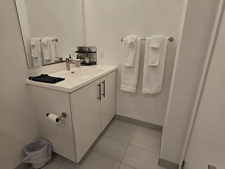 5 Wellington St S #208 — Photo 23