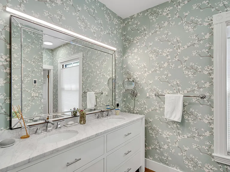 64 Gorham St #64 — Photo 18