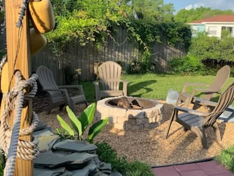 9825 Grace Dr — Photo 3
