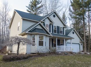 4553 N Water Rd, Sanford, MI 48657