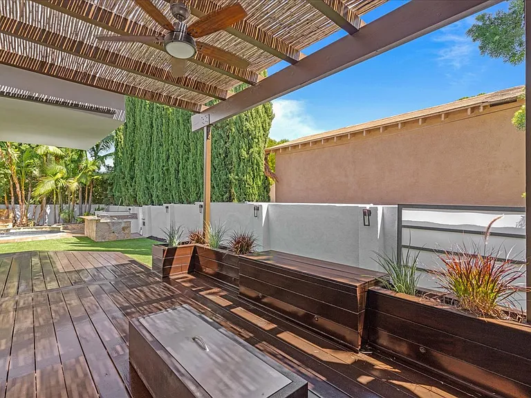 15221 Valley Vista Blvd — Photo 17
