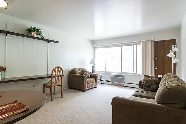 800 Fuller Apartments