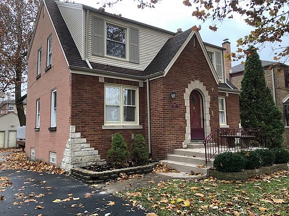 4th image of 9207 S Sawyer Ave