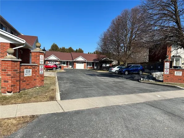 259 Scott St #7, Saint Catharines, ON L2N 1H9