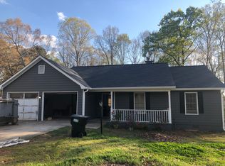 2879 Windcrest Dr, Hampton, GA 30228