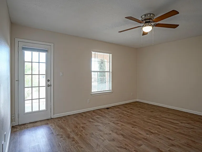 5004 Plateau Ln NW — Photo 17