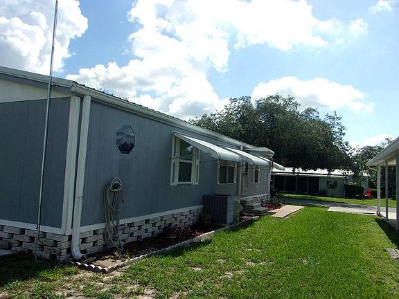 4th image of 404 Carnation Dr
