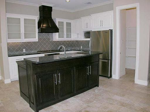 4th image of 205 HUBBARD AVE #2