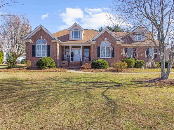 129 Gleneagles Rd, Campobello, SC 29322