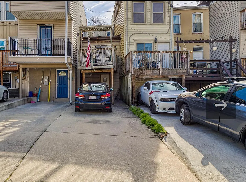2 bed, 1100 sqft, $2,000 — Photo 2