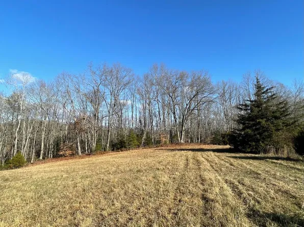 Hatton Ferry Rd, Scottsville, VA 24590