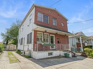 22906 113th Ave, Jamaica, NY 11429