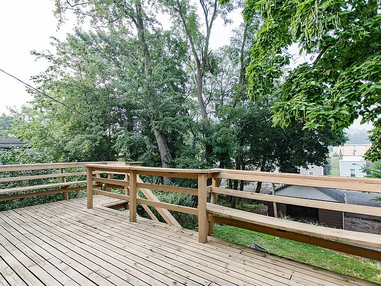 6331 Alderson St — Photo 34