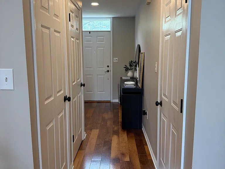 103 Kentshire Ct — Photo 3