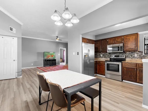 7323 Platero Pl NW, Albuquerque, NM 87120