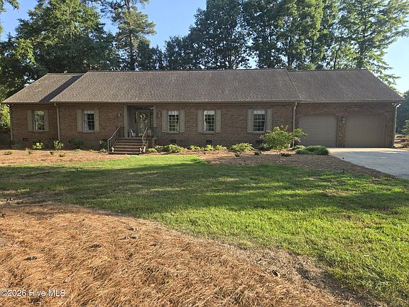 4th image of 5050 Country Club Drive N