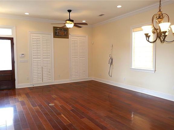 5th image of 6639 Memphis St