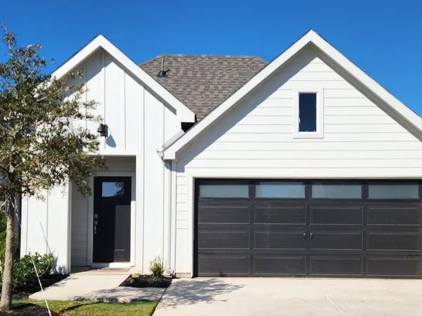 654 Capstone Cir, Granbury, TX 76048