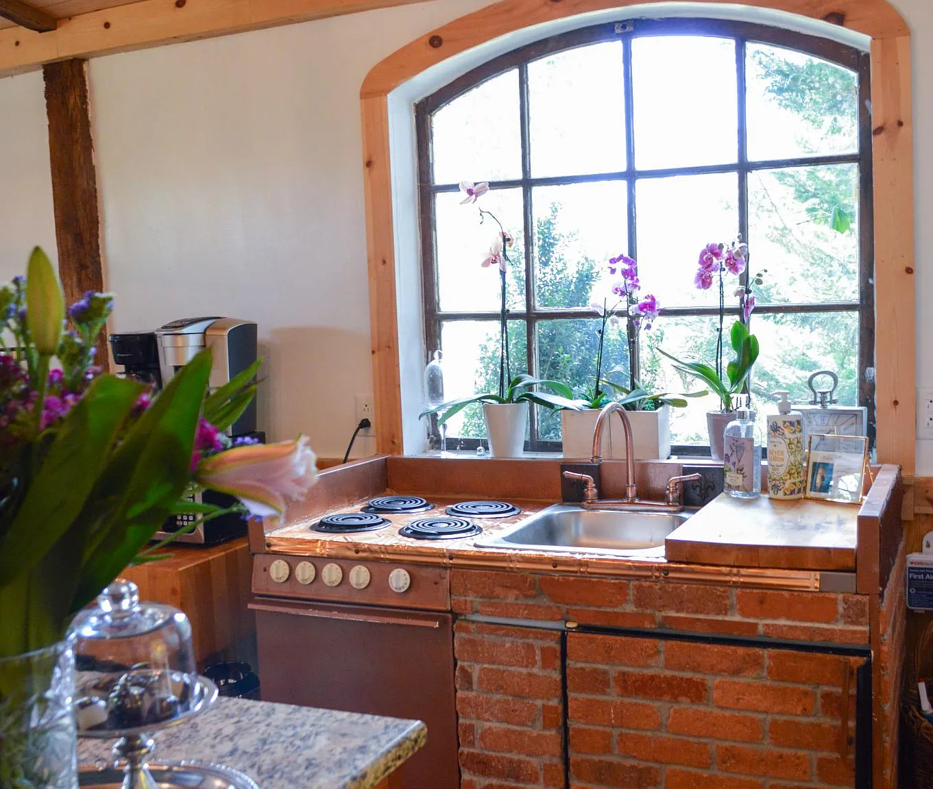 1 bed, 300 sqft, $1,200 — Photo 2