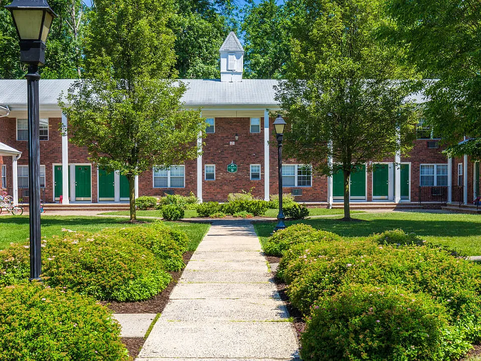 Nottingham Manor