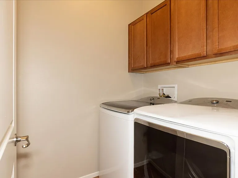 8721 E Perry Park Cir — Photo 22