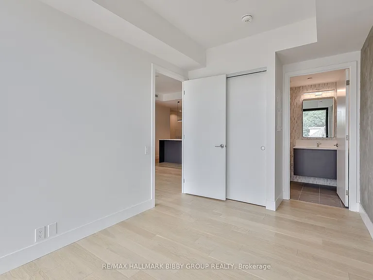 1414 Bayview Ave #204 — Photo 19