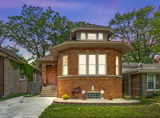 8104 S Oglesby Ave, Chicago, IL