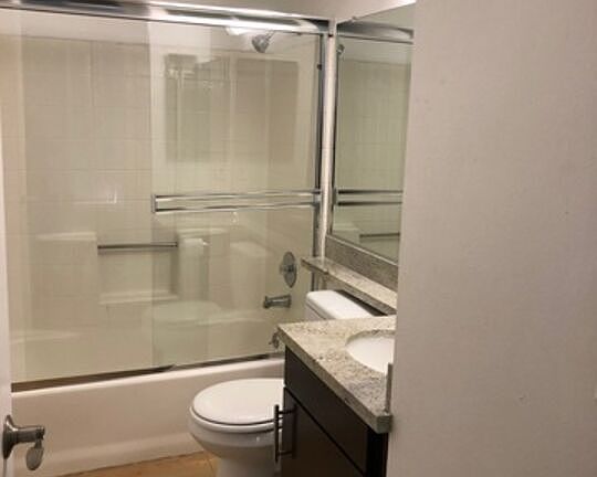 3rd image of 11925 Kling St APT 402