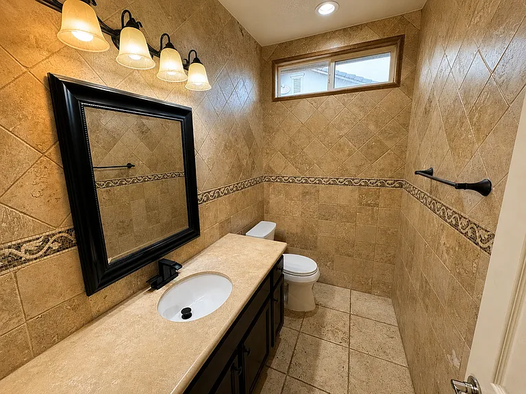 621 Marbella Ct — Photo 17