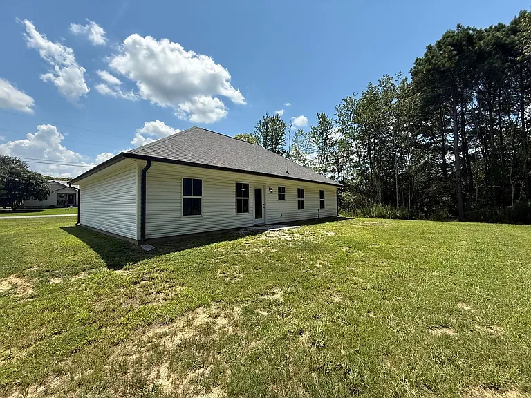 335 Maple Cir — Photo 32