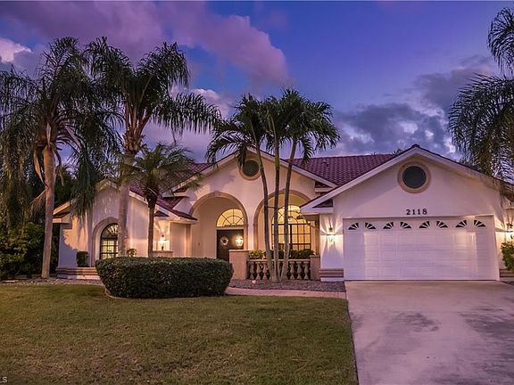 5th image of 2118 Cape Coral Pkwy W