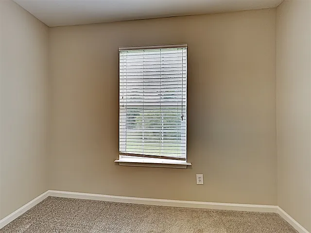 6827 Harvest Grove Ln — Photo 12