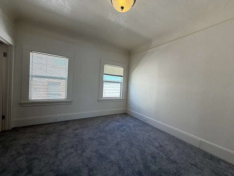 1759 85th Ave — Photo 16