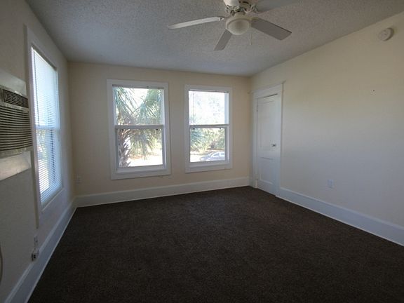 2nd image of 1702 Riverview Dr APT B