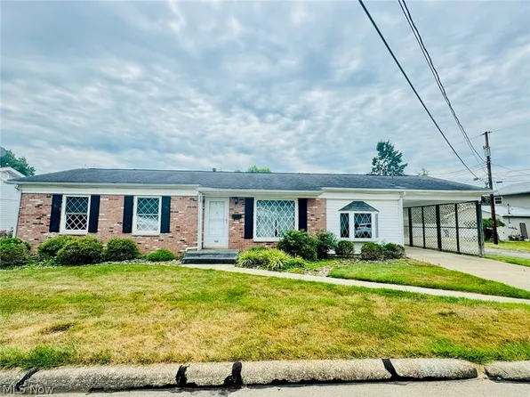120 National Ln, Williamstown, WV 26187