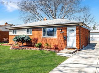 13227 Masonic Blvd S, Warren, MI